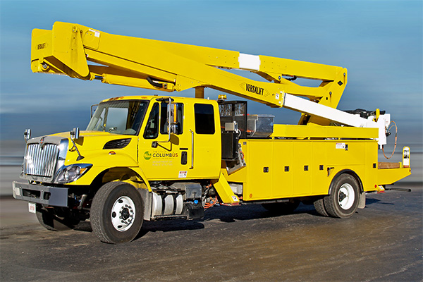 Versalift VST-7500 bucket truck