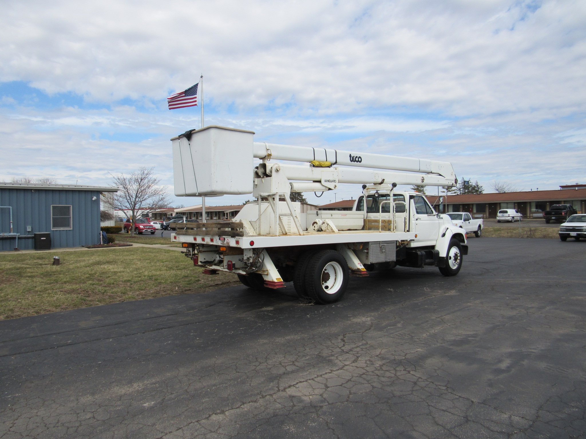 Used Bucket Trucks For Sale Utility Truck Equipment Inc. Circleville, Ohio 43113
