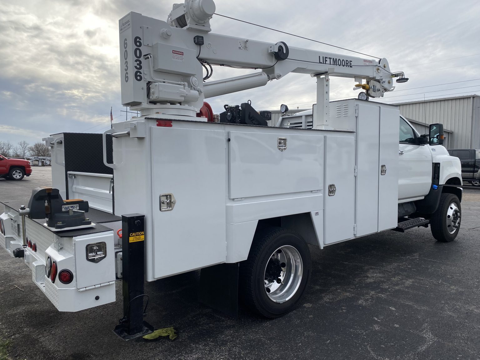 Used Bucket Trucks For Sale Utility Truck Equipment Inc