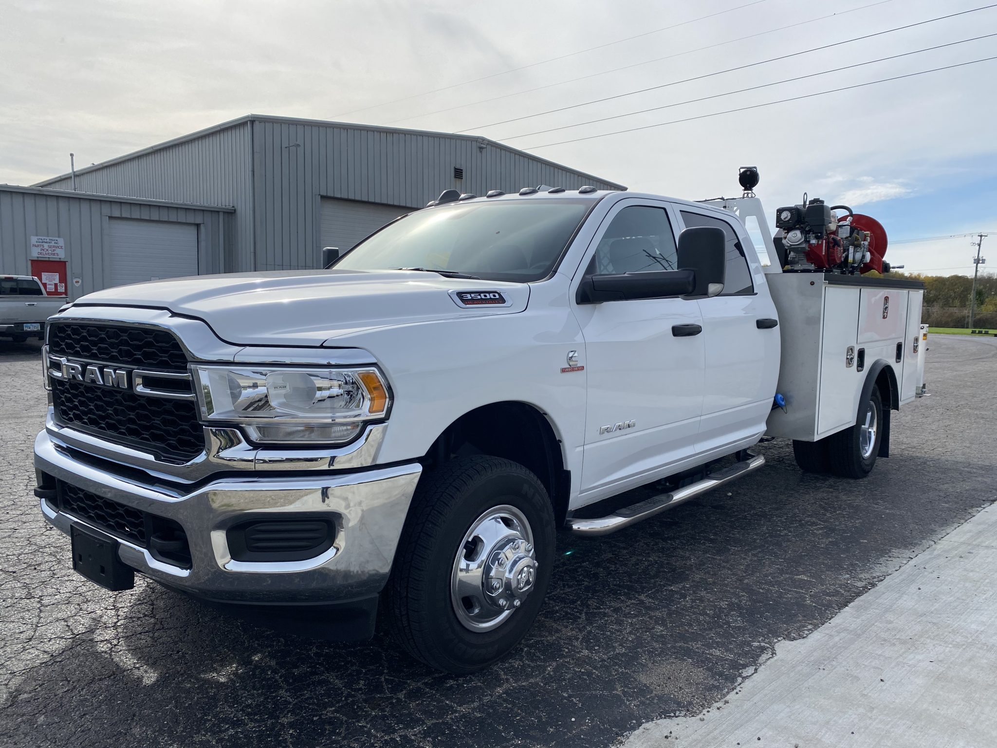 Used Bucket Trucks For Sale Utility Truck Equipment Inc