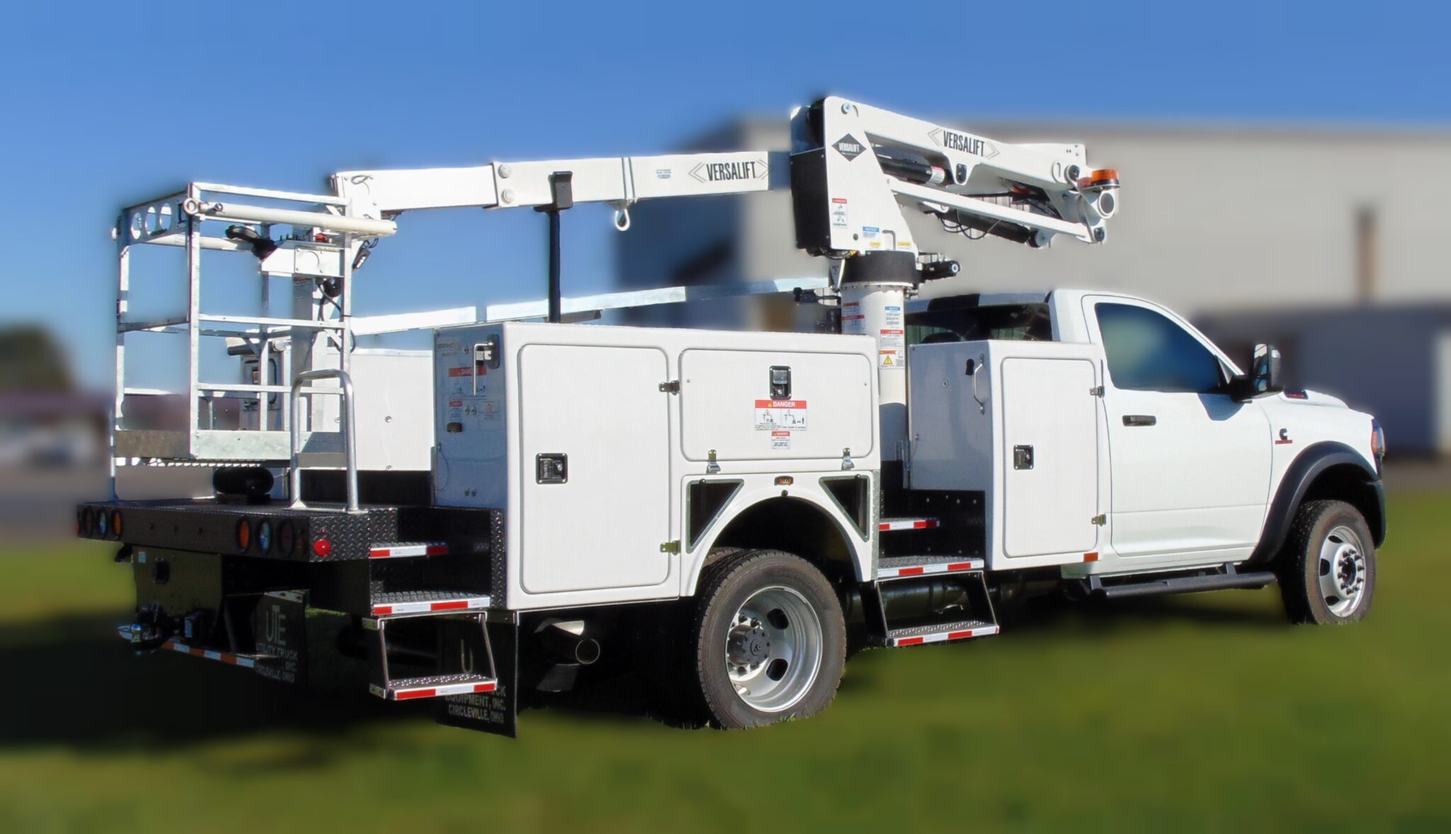 New Versalift & Elliott Bucket Trucks For Sales Utility Truck