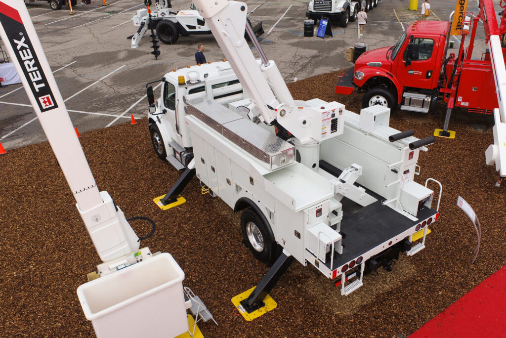 DB-Bodies_UExpo_Drone_-20_No-Logos-scaled